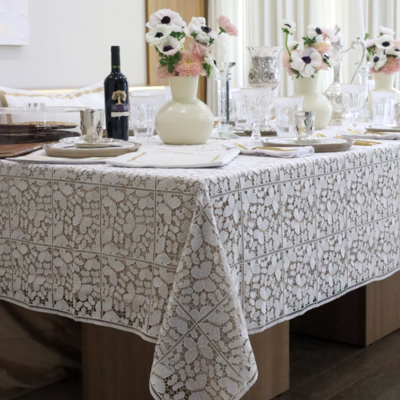 Dolce Flutter Tablecloth