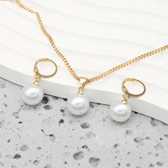 Golden Grace Pearl Jewelry Set | Gold