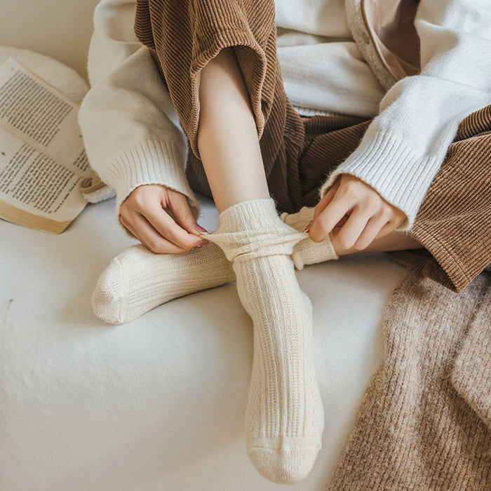 Japanese solid color woolen socks