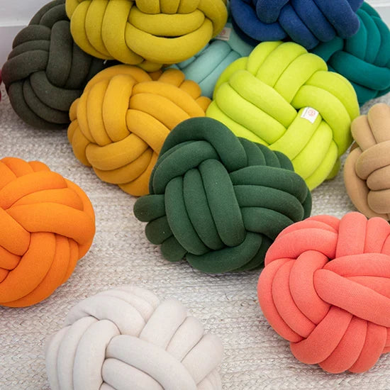 Knot Pillow