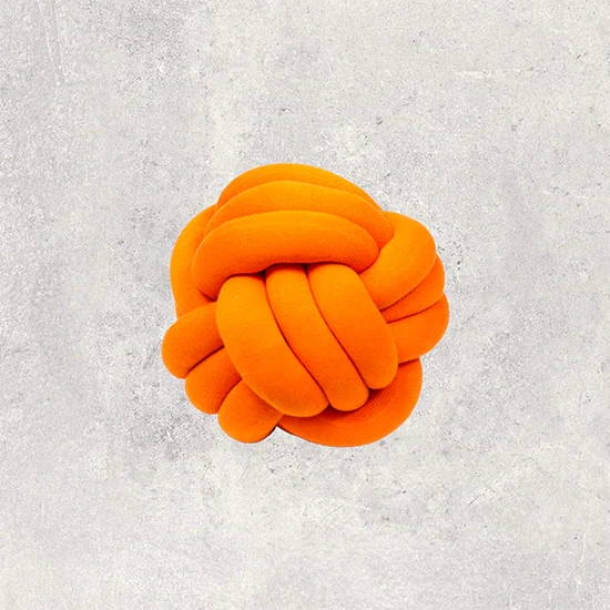 Knot Pillow
