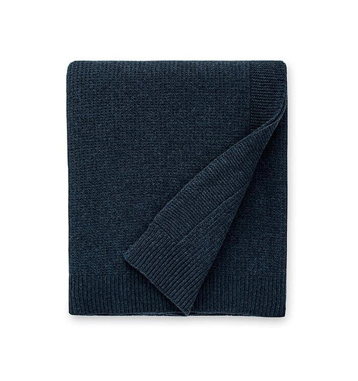 Pettra Throw - Elegant Linen