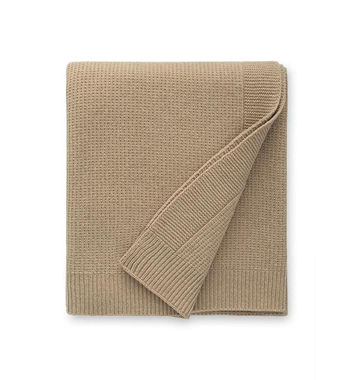Pettra Throw - Elegant Linen