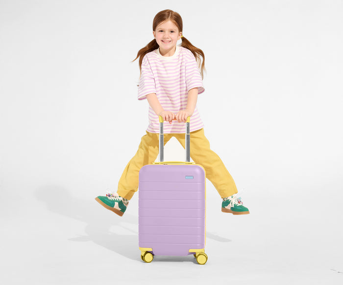 The Kids Carry-On in Butterfly Purple
