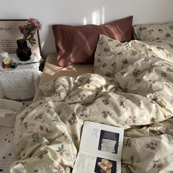 Vintage Floral Cotton Bedding Set