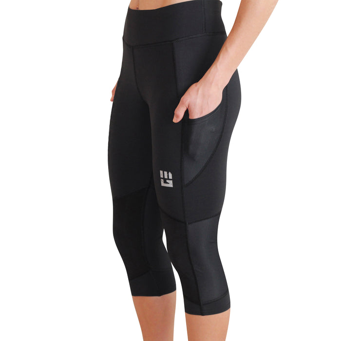 Mudgear maker of Women’s Flex-fit Compression Capri Leggings