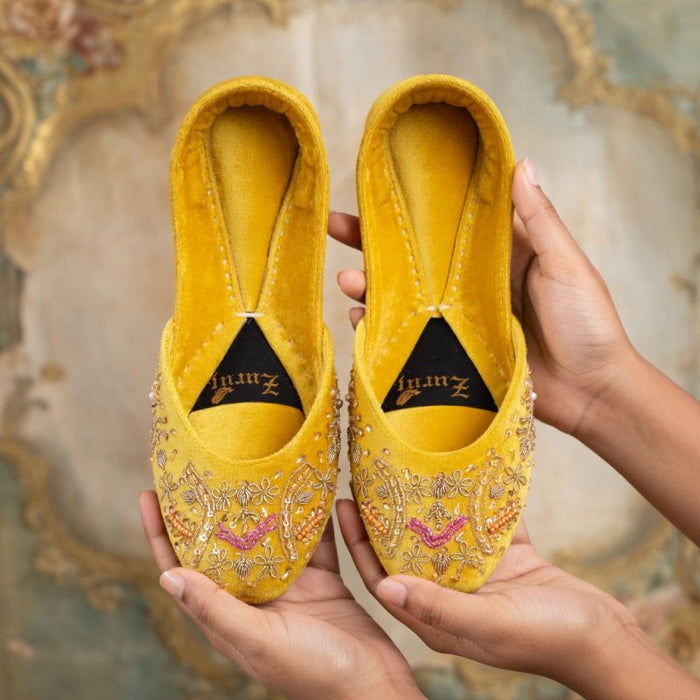 zun-237-Yellow